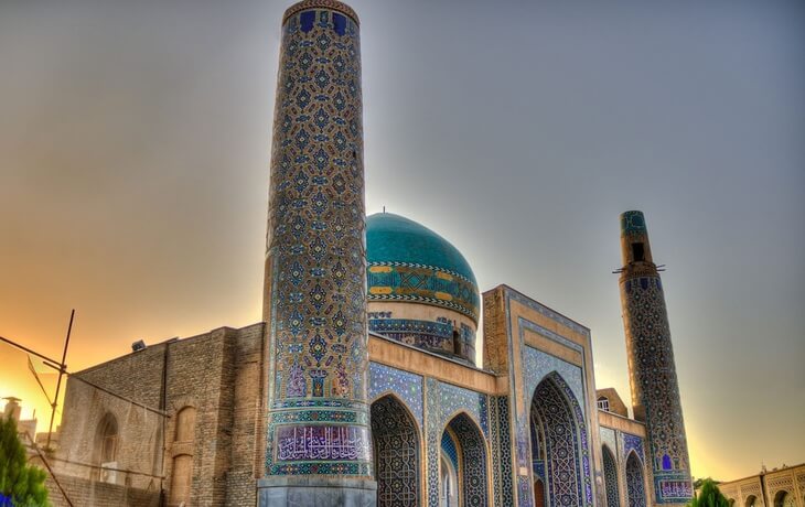 مسجد شاه یا 72 تن